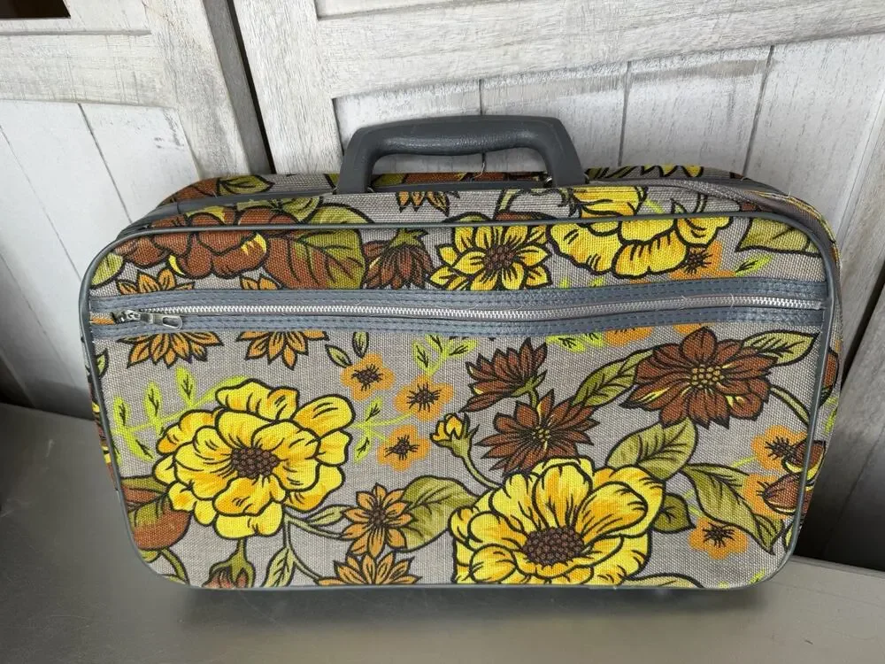 Vintage BANTAM TRAVEL 1960’s Fabric Canvas Yellow Gray Floral Suitcase Retro